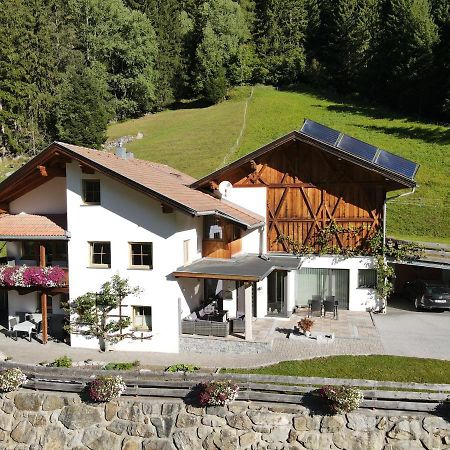 Haus Evelin Apartment Sankt Leonhard im Pitztal Exterior photo