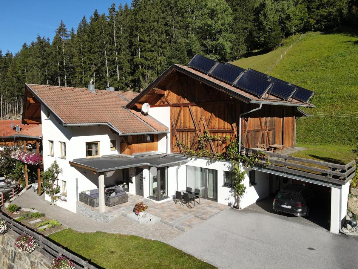 Haus Evelin Apartment Sankt Leonhard im Pitztal Exterior photo